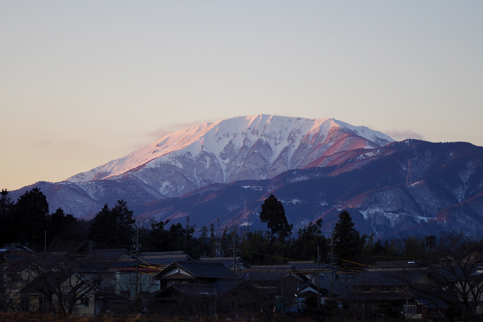 伊吹山 各種神話 民話 関連俳句 スポット情報 関ケ原観光ガイド 伊吹山 各種神話 民話 関連俳句 スポット情報 関ケ原観光ガイド